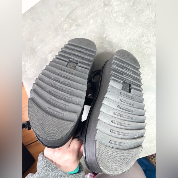 Dr. Martens Kimber II Platform Sandal Women's size 9 black - Picture 9 of 10